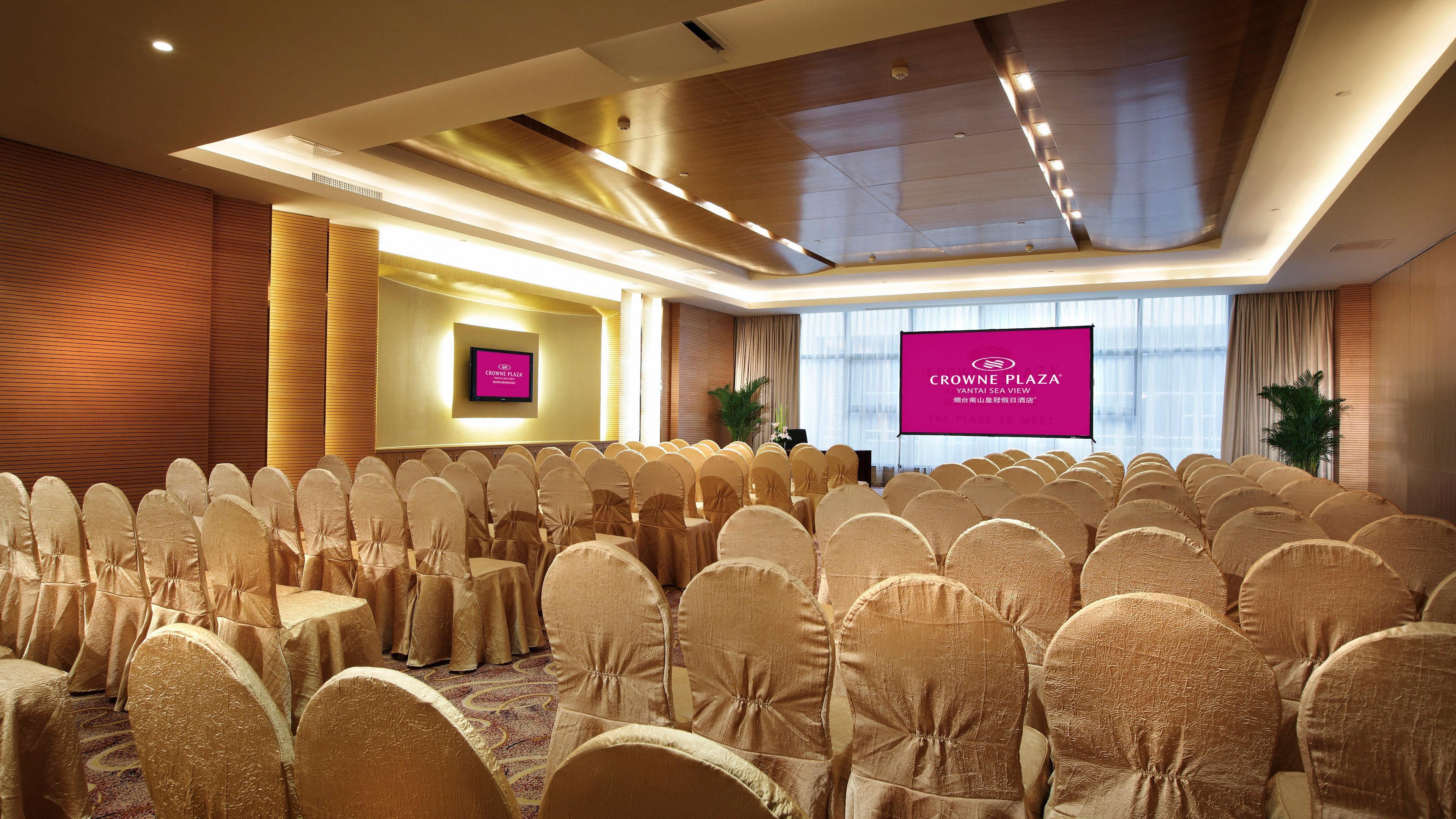 Crowne Plaza Yantai Sea View By Ihg Hotel Exterior photo
